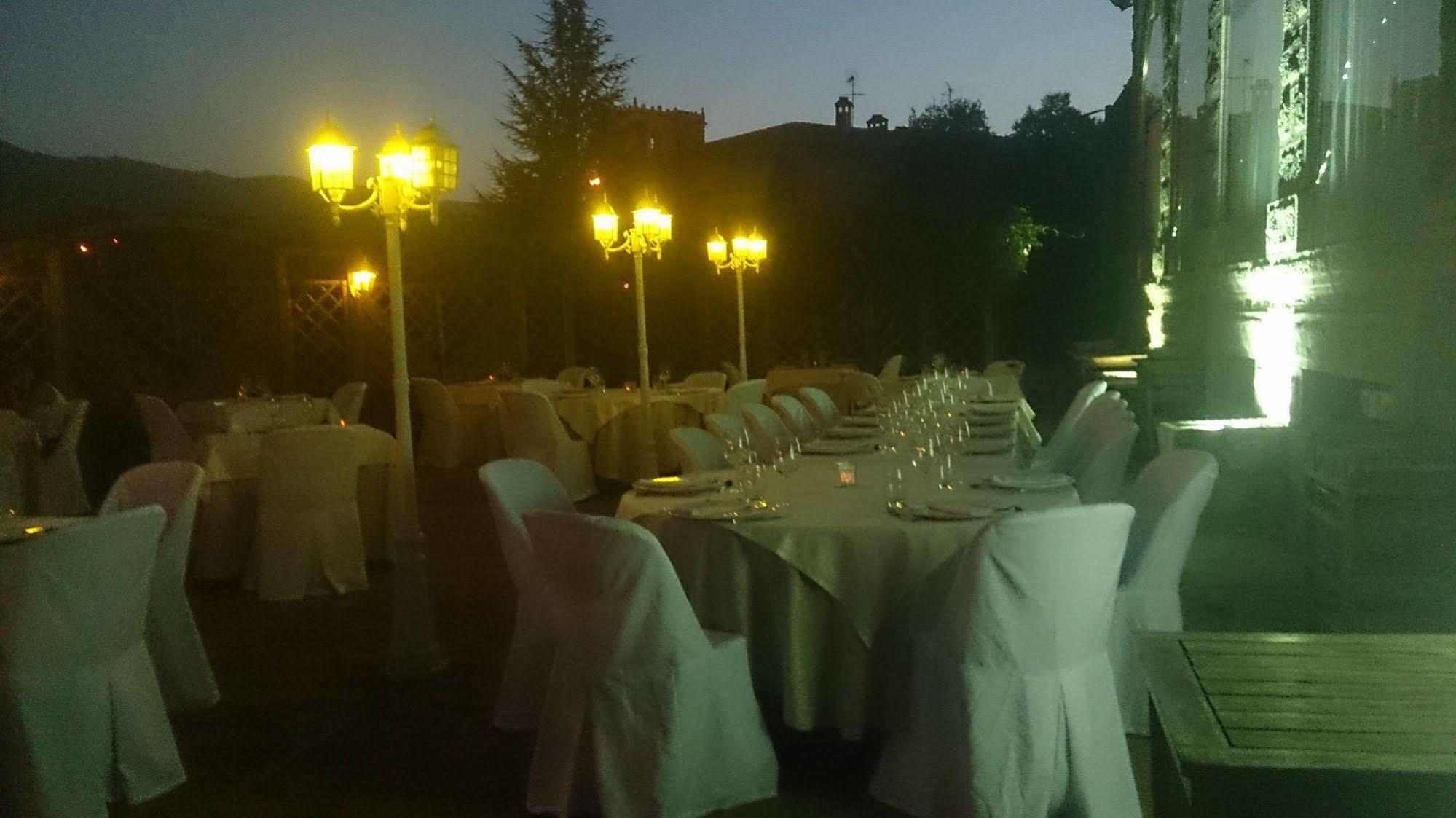 Posada Real Restaurante El Linar Del Zaire 부르고혼도 외부 사진